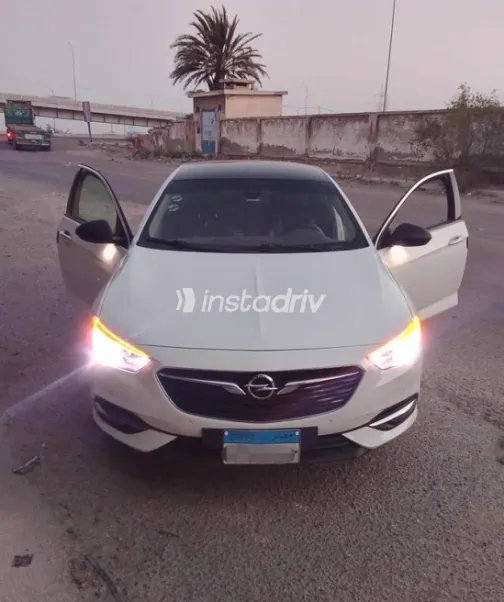 اوبل أنسيجنيا 2019 أبيض مستعملة للبيع - 8