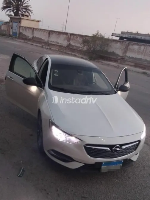 اوبل أنسيجنيا 2019 أبيض مستعملة للبيع - 9