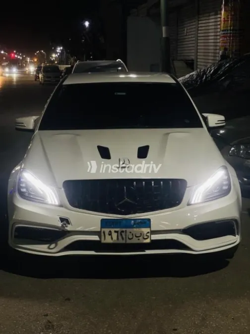 Mercedes C 180 2009 White Used for Sale - 2