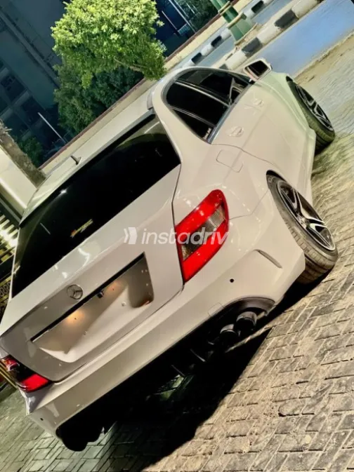 Mercedes C 180 2009 White Used for Sale - 5
