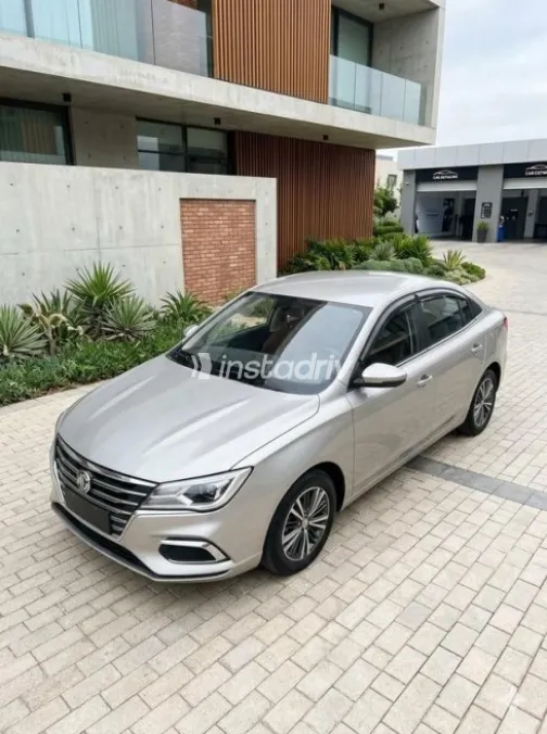 ام جى 5 2020 أبيض مستعملة للبيع - 2