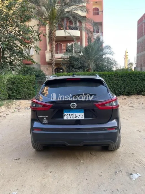 Nissan Qashqai 2019 White Used for Sale - 5