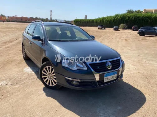Volkswagen Passat 2009 White Used for Sale - 2