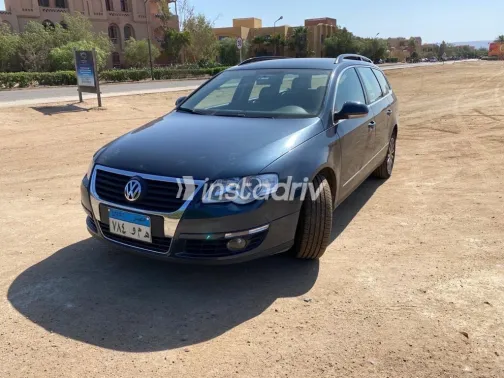 Volkswagen Passat 2009 White Used for Sale - 4