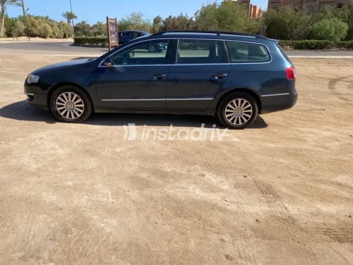 Volkswagen Passat 2009 White Used for Sale - 8