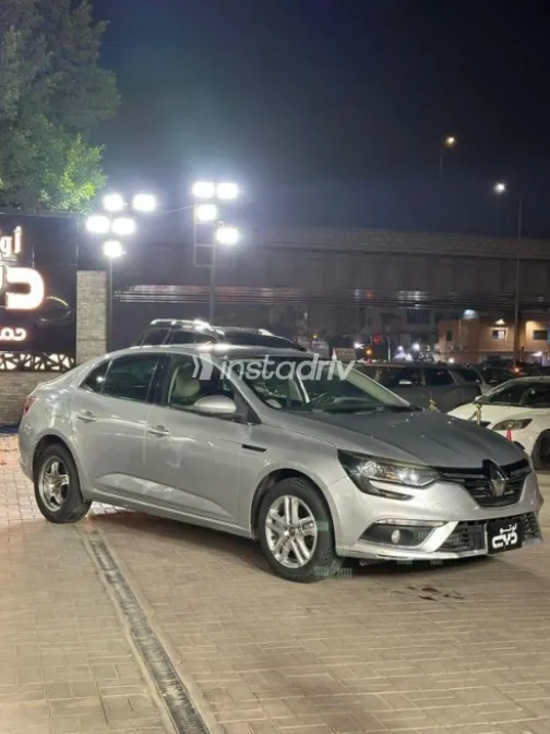 Renault Megane 2020 Silver Used for Sale - 3