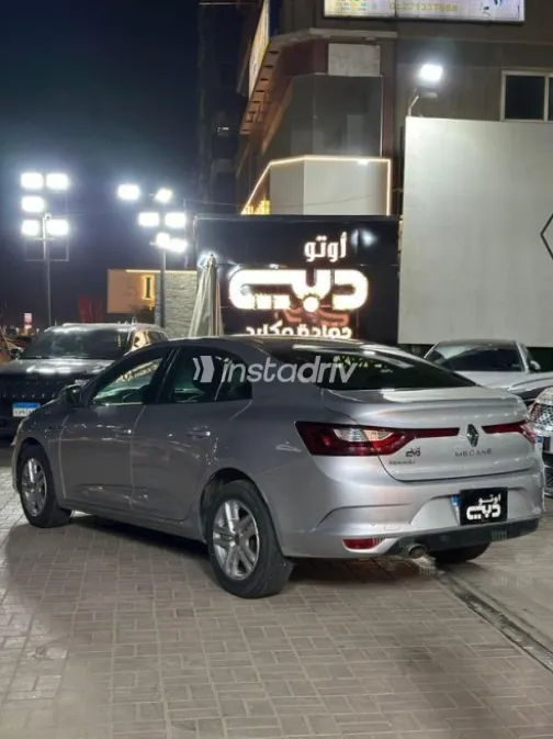 Renault Megane 2020 Silver Used for Sale - 7