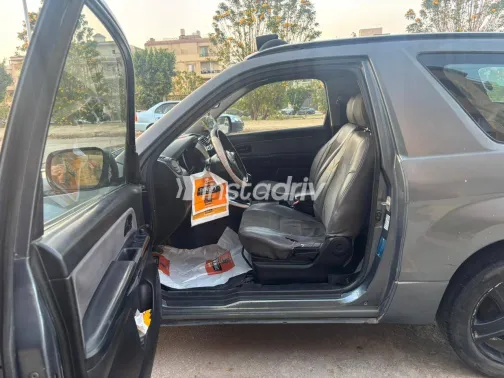 Suzuki Grand vitara 2006 Gray Used for Sale - 6