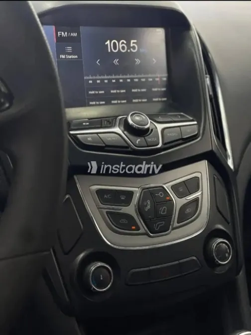 Chery Arrizo 5 2019 White Used for Sale - 1