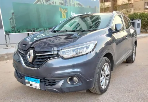 Renault Kadjar 2019 Gray Used for Sale - 4