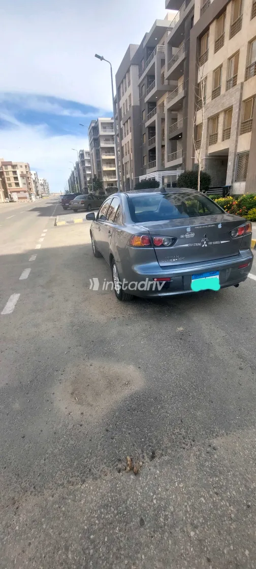 Mitsubishi Lancer EX Shark 2015 Gray Used for Sale - 9