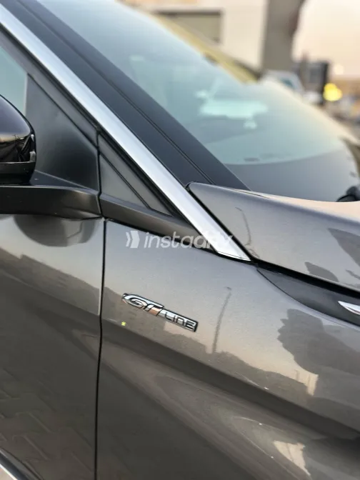 Peugeot 3008 2020 Gray Used for Sale - 3