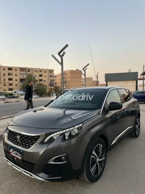 Peugeot 3008 2020 Gray Used for Sale - 4
