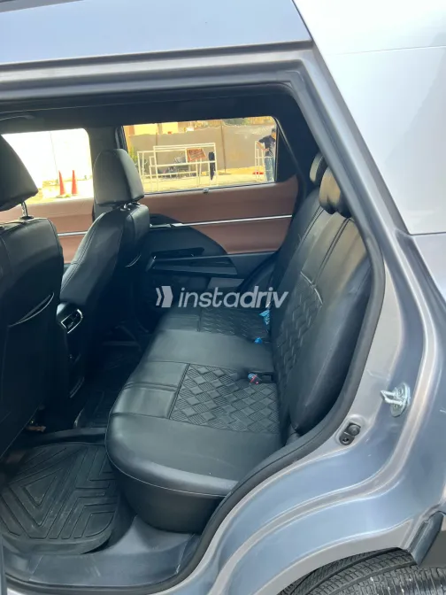 Ssang Yong Torres 2024 Gray Used for Sale - 9