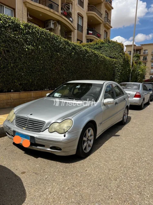 Mercedes C 180 2004 Silver Used for Sale - 2