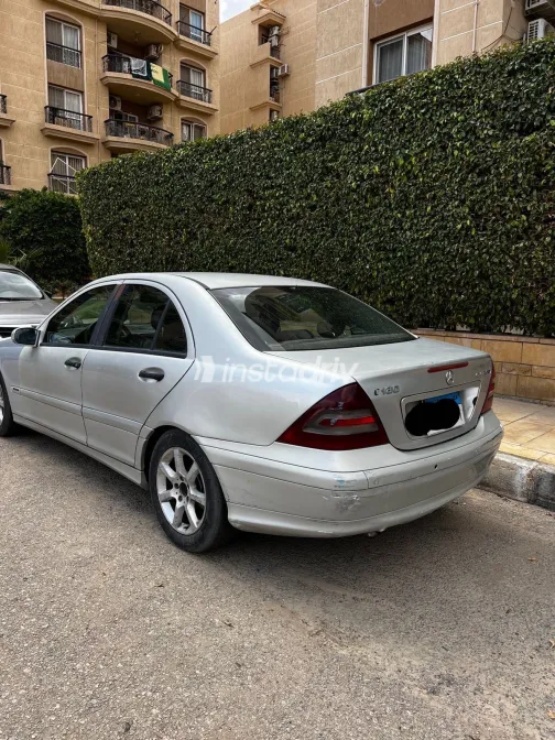 Mercedes C 180 2004 Silver Used for Sale - 3