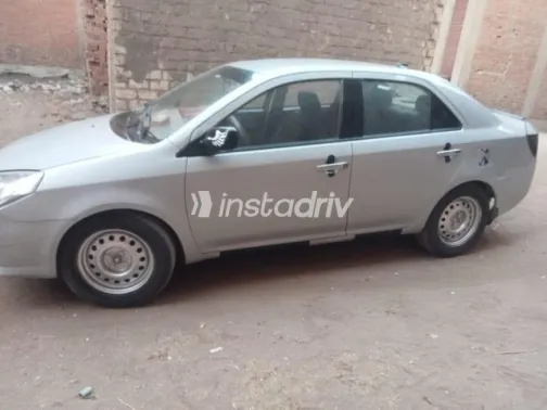 جيلي Mk 2008 فضي مستعملة للبيع - 4