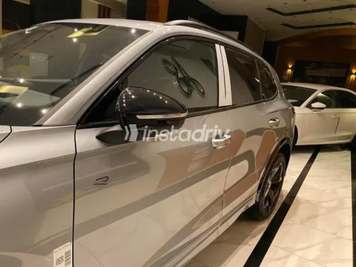 Volkswagen Tiguan 2024 Silver Used for Sale - 2