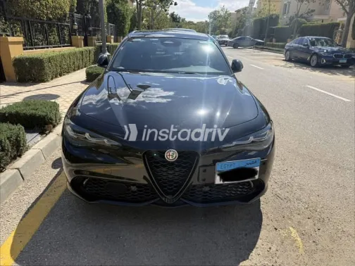 Alfa Romeo Giulia 2026 Black Used for Sale - 2