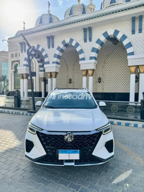ام جى ار اكس 5 2023 أبيض مستعملة للبيع - 3