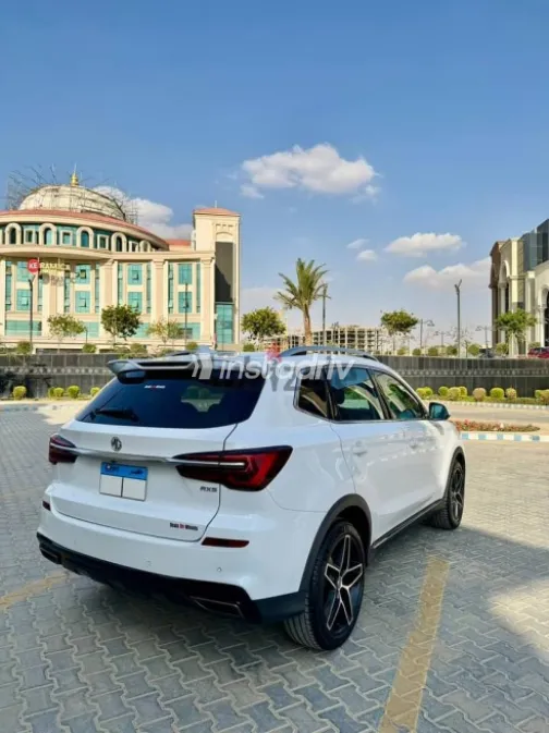 ام جى ار اكس 5 2023 أبيض مستعملة للبيع - 5