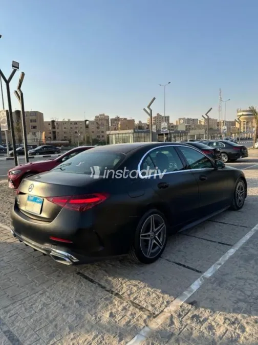 مرسيدس C 180 2022 أسود مستعملة للبيع - 3
