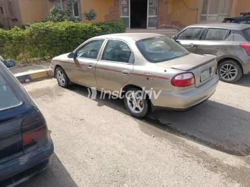 Kia Sephia 1999 Gold Used for Sale - 2