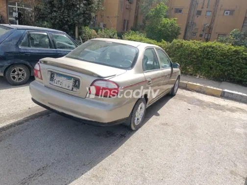 Kia Sephia 1999 Gold Used for Sale - 3
