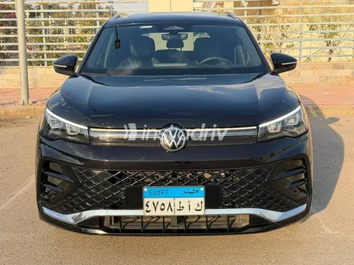 Volkswagen Tiguan 2024 Black Used for Sale - 4