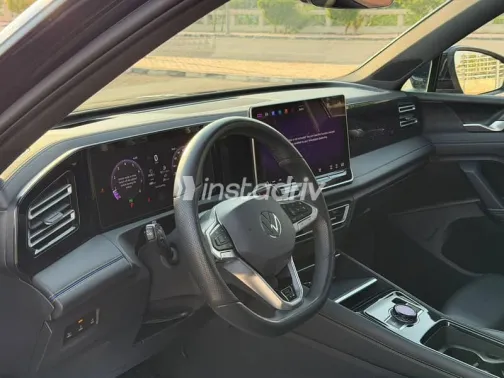Volkswagen Tiguan 2024 Black Used for Sale - 7