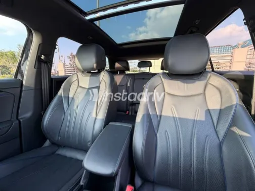 Volkswagen Tiguan 2024 Black Used for Sale - 9