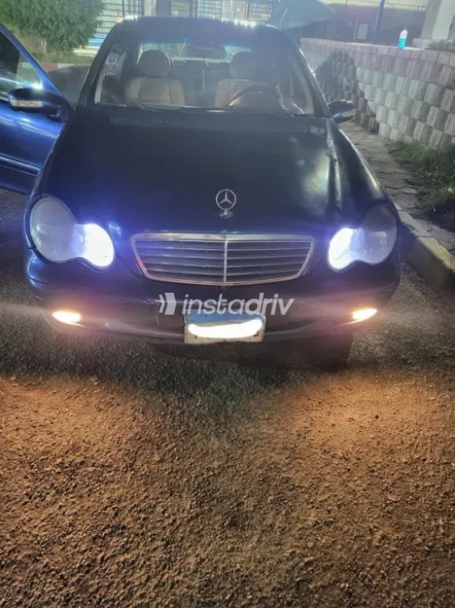 Mercedes C 180 2003 Blue Used for Sale - 7