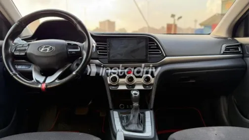 Hyundai Elantra 2020 Silver Used for Sale - 9