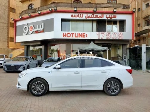 MG 5 2020 White Used for Sale - 5