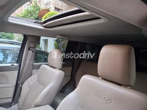 Jeep Cherokee 2009 Gold Used for Sale - 9