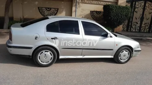 Skoda Octavia 1998 Silver Used for Sale - 4