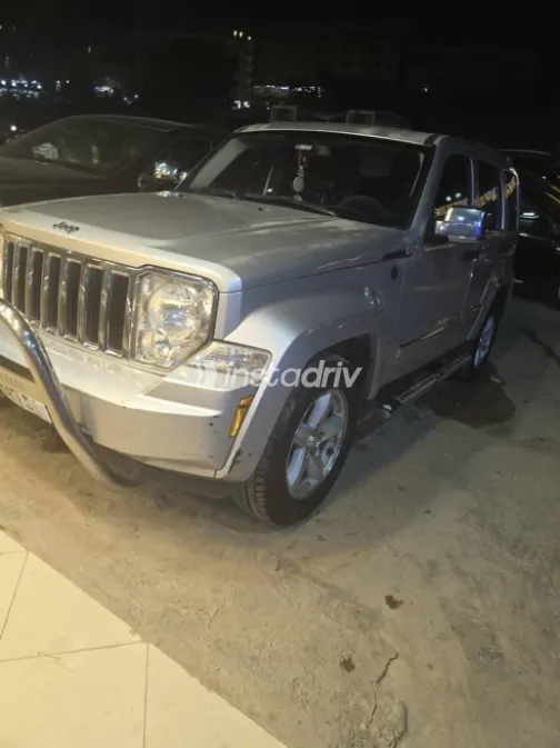 Jeep Cherokee 2013 White Used for Sale - 5