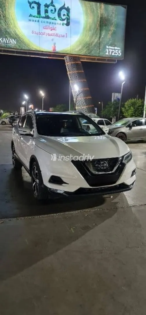 نيسان قشقاي 2019 أبيض مستعملة للبيع - 1