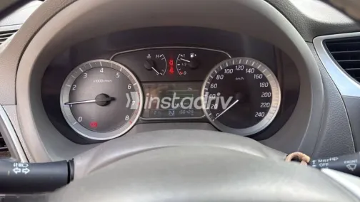 Nissan Sentra 2016 Gray Used for Sale - 1
