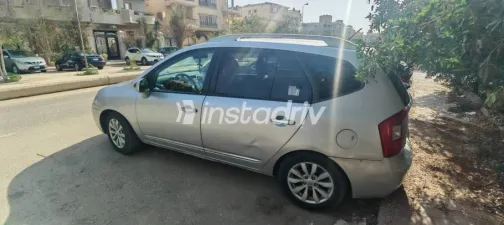 Kia Carens 2011 Silver Used for Sale - 2