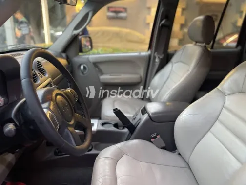 Jeep Liberty 2005 Red Used for Sale - 8