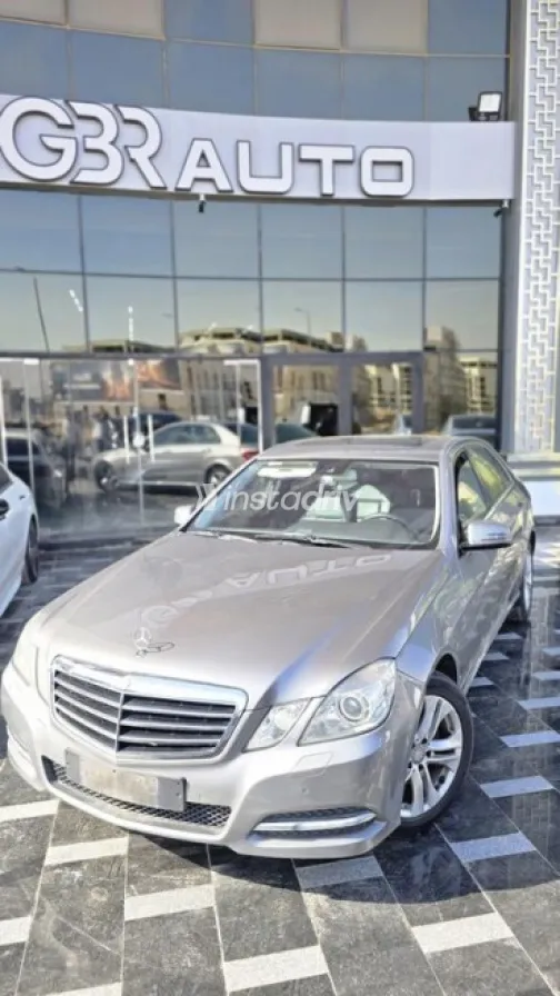 مرسيدس E 250 2011 فضي مستعملة للبيع - 9