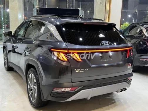 Hyundai Tucson 2021 Gray Used for Sale - 2