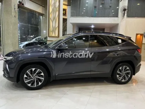 Hyundai Tucson 2021 Gray Used for Sale - 6