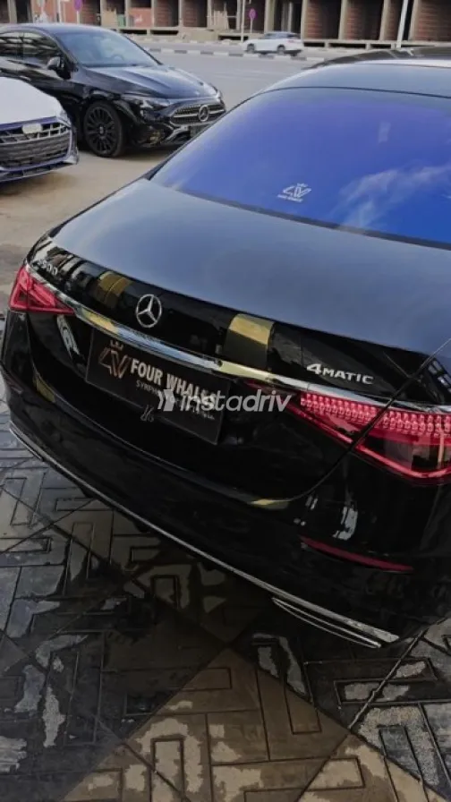 Mercedes S 500 2021 Black Used for Sale - 4