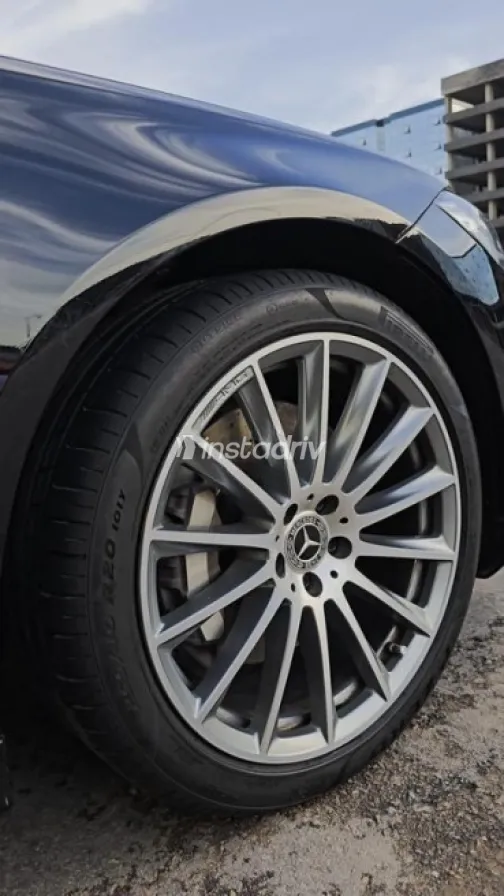 Mercedes S 500 2021 Black Used for Sale - 10