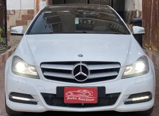 مرسيدس C 180 2013 أبيض مستعملة للبيع