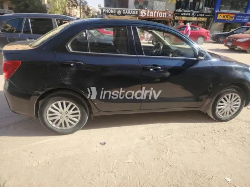 Suzuki Swift Dzire 2022 White Used for Sale - 8