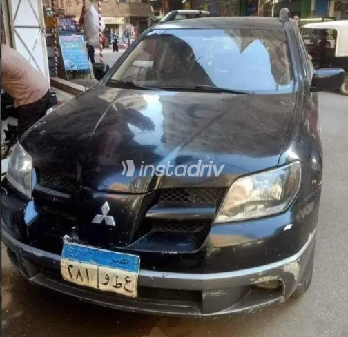 Mitsubishi Outlander 2004 Black Used for Sale - 1