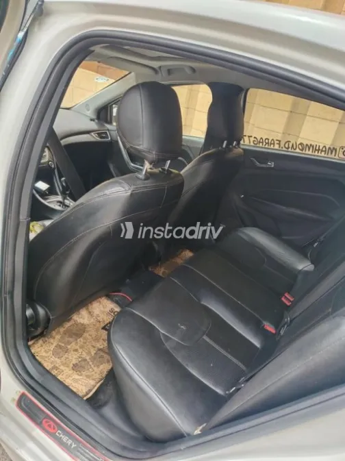 Chery Arrizo 5 2022 White Used for Sale - 6